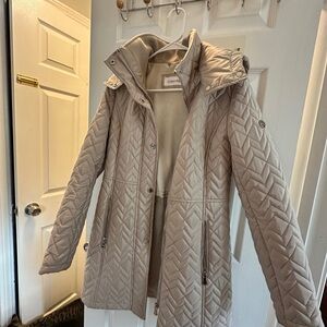 Calvin Klein Women's Beige Quilted Puffer Coat